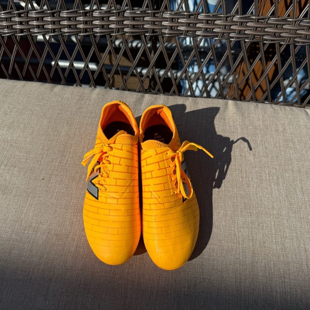 New Balance Vibrant Orange/ Gold soccer/ football  cleats